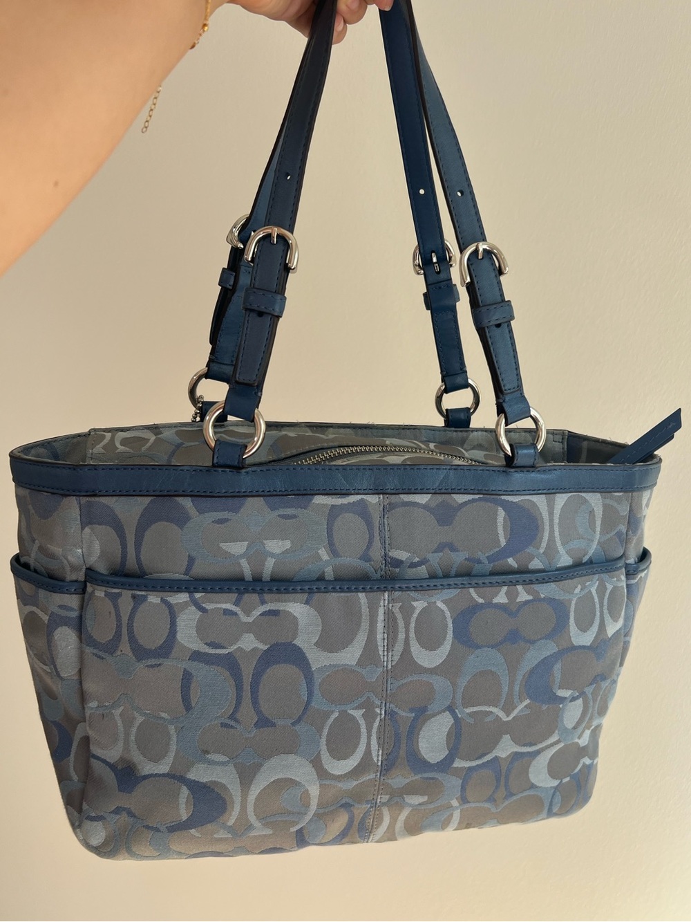 Vintage Coach Signature Canvas Tote Bag - Picture 2 of 7